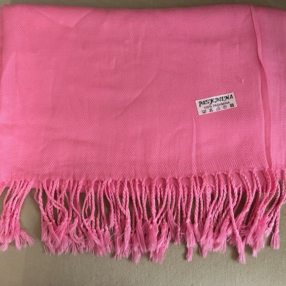 Pashmina Soft Pink Wrap - Picture 1 of 5